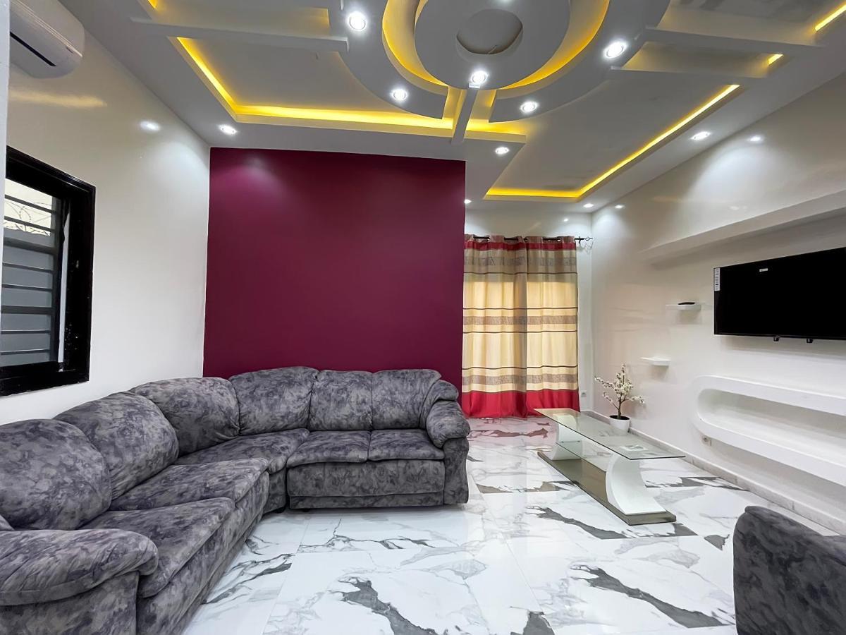 Villa Adja Nafy A Saly Gandigal Екстер'єр фото