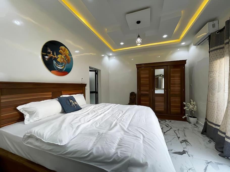 Villa Adja Nafy A Saly Gandigal Екстер'єр фото