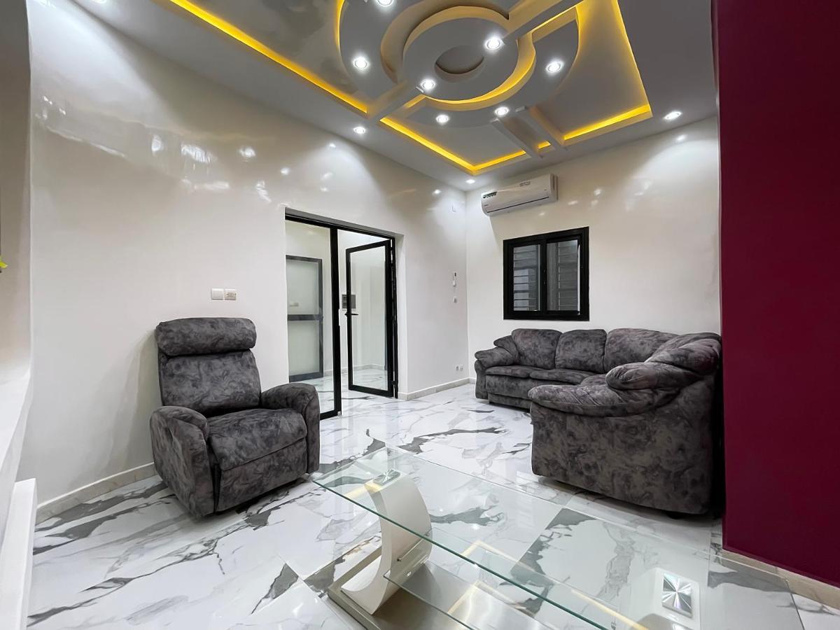 Villa Adja Nafy A Saly Gandigal Екстер'єр фото