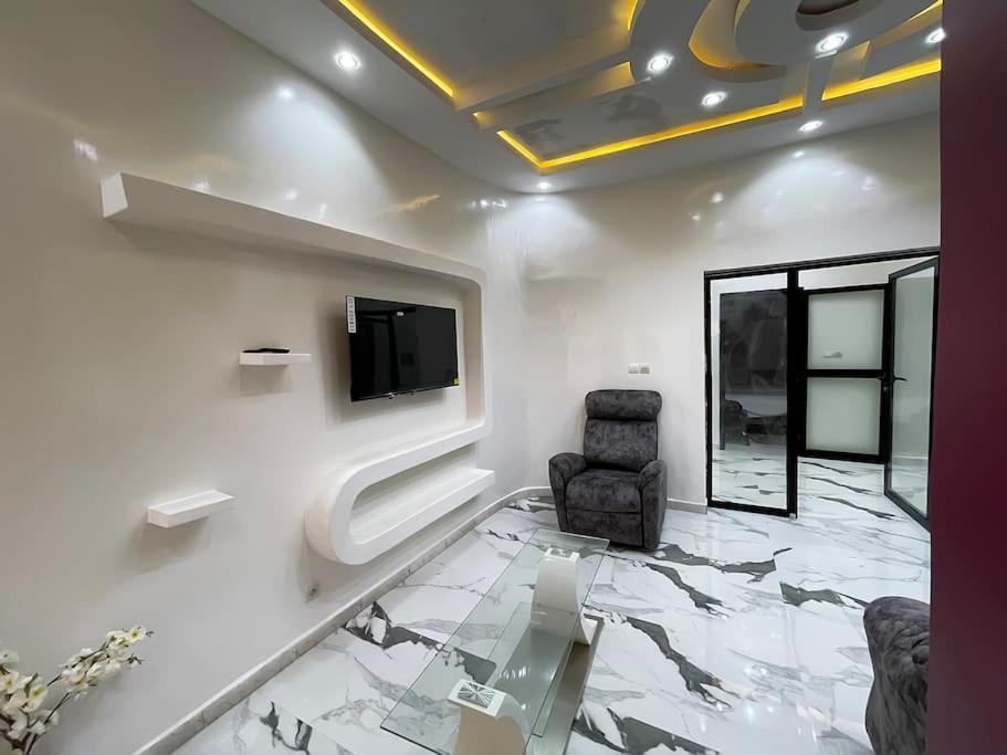 Villa Adja Nafy A Saly Gandigal Екстер'єр фото